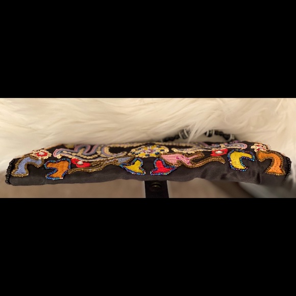 CHATEAU Evening Clutch - Picture 4 of 6